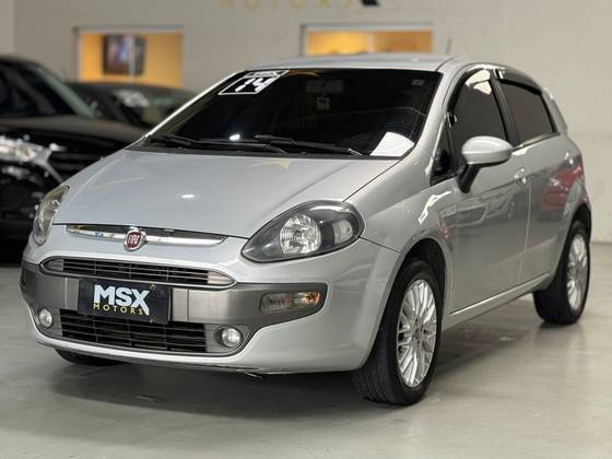 FIAT PUNTO 1.6 ESSENCE 16V FLEX 4P AUTOMATIZADO FIAT PUNTO 1.6 ESSENCE 16V FLEX 4P AUTOMATIZADO